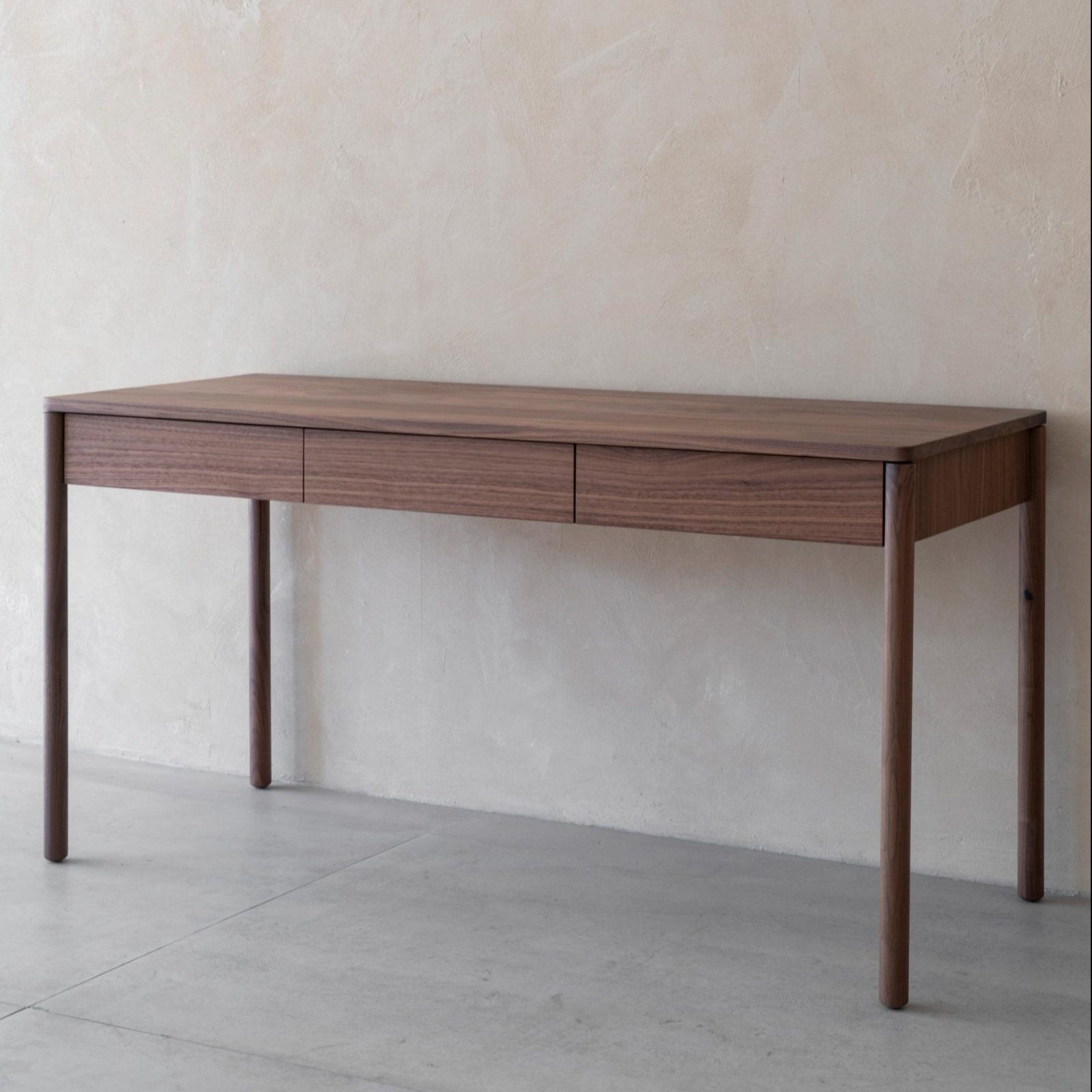 Francdeskwalnut.jpg