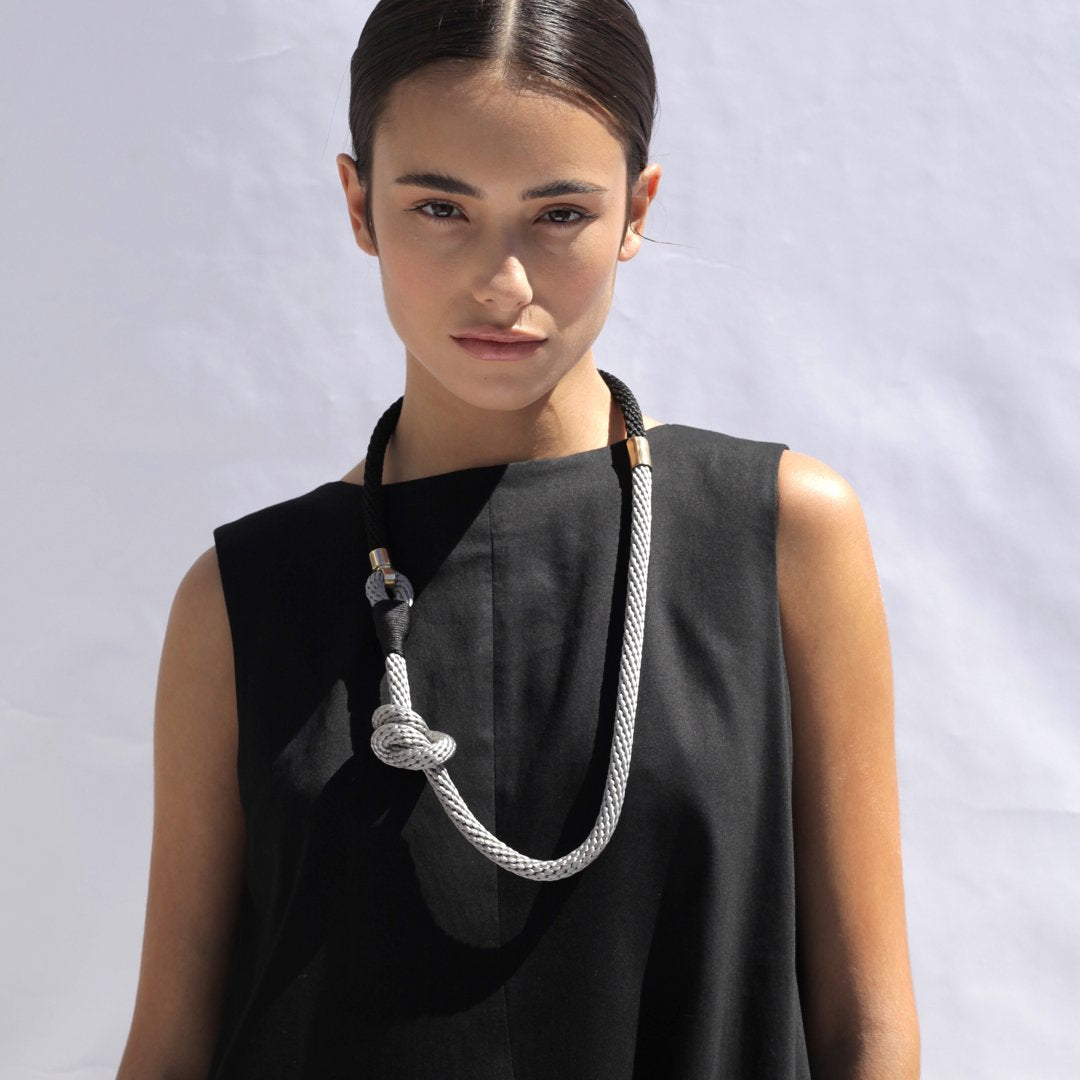 TyetNecklaceGreyBlackPICTYE-N-GY-BK-LR_1_2000x_f8ef81c5-523a-4e20-8f93-c791c56ddb61.jpg