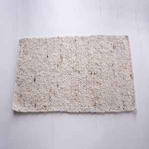 Veld_Riverweave_20-_20White_20Karakul_20__20Natural_20Lox_20Mohair_20_fae3bea8-c100-4f80-aaa5-1fb4369084a0.jpg