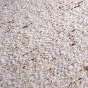 Veld_Riverweave_20-_20White_20Karakul_20__20Natural_20Lox_20Mohair_20detail_be99a787-2916-4a8d-9810-0cfcc687d423.jpg