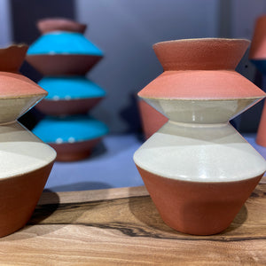 Flake Rim Vase Z6