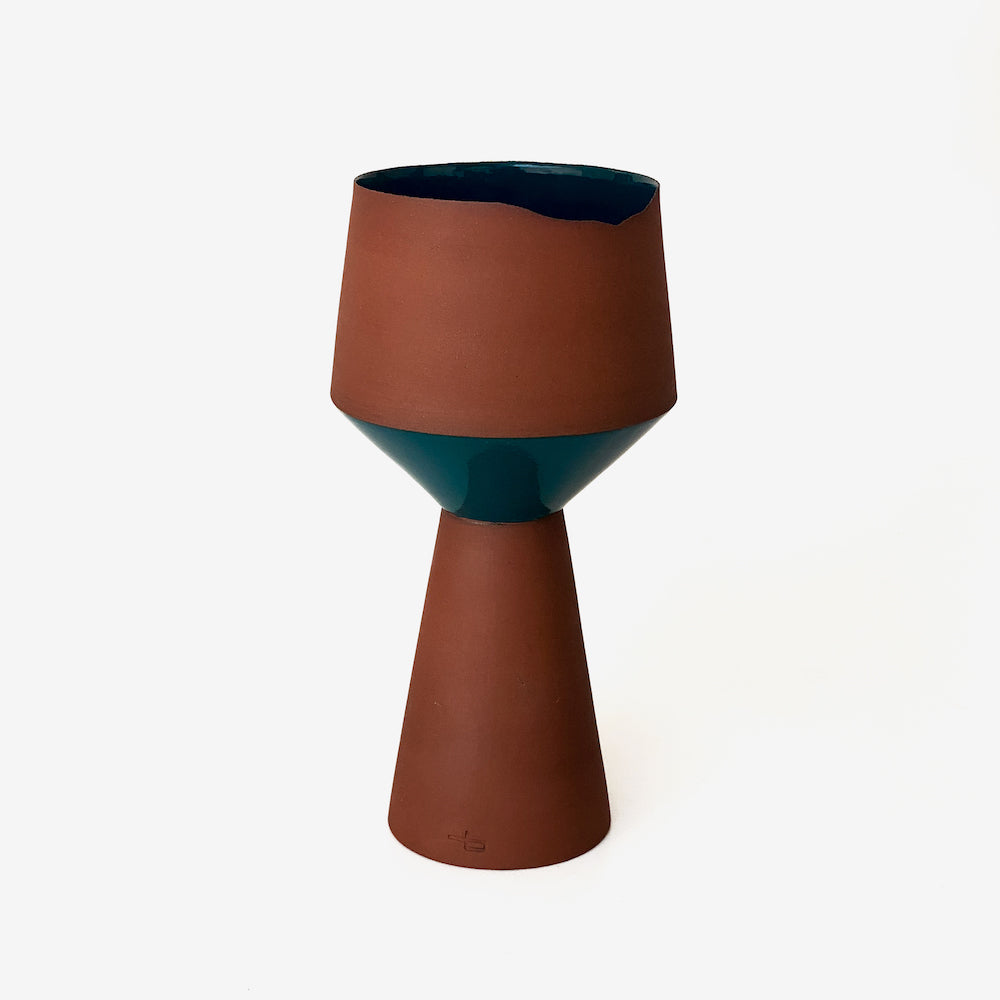Flake Rim Vase Z7