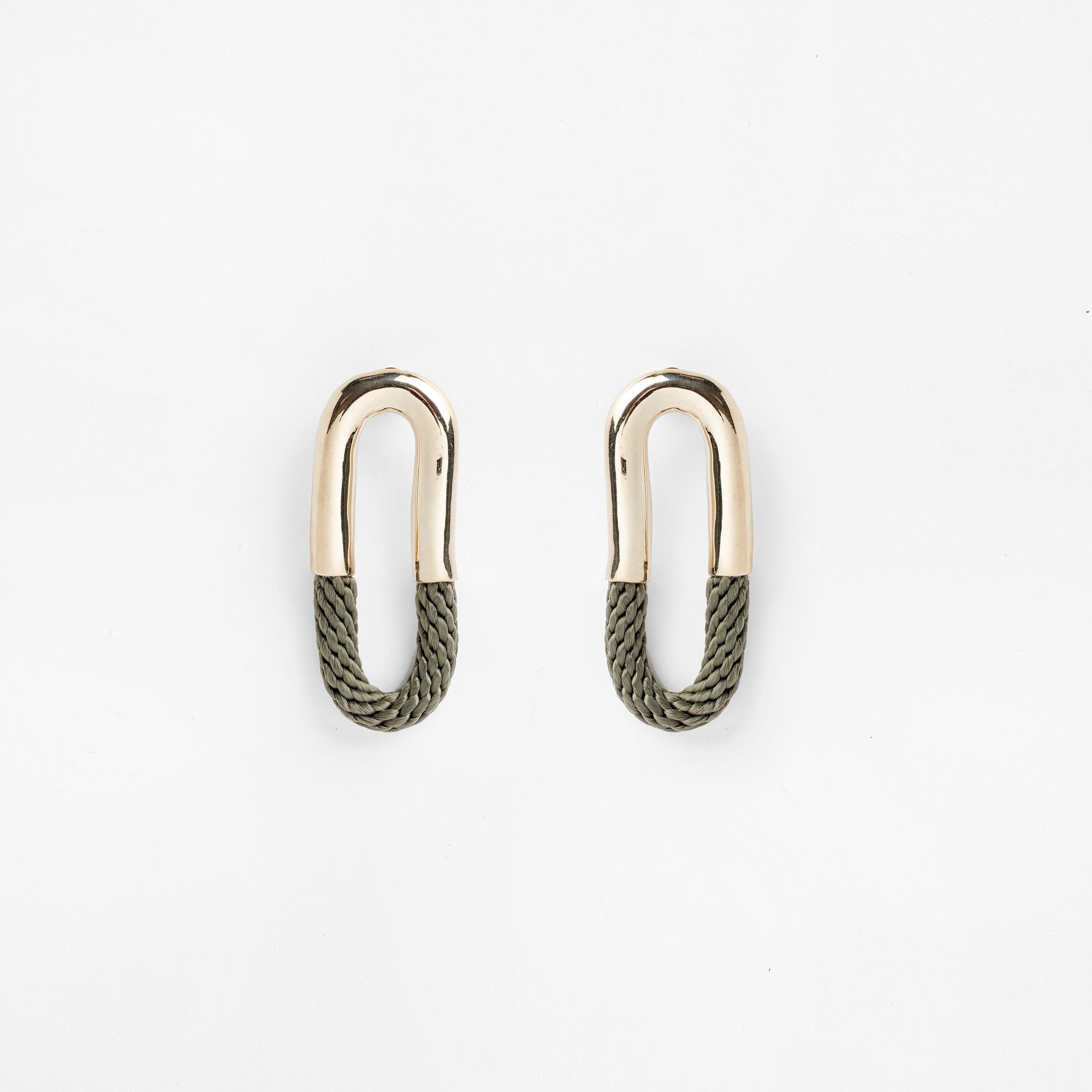 b1563a78ec59337587f6ab6397699afc_2FCantadora_earrings_-_olive_2000x_cc62cfc4-8d11-457a-96d6-1a32a096d56f.jpg