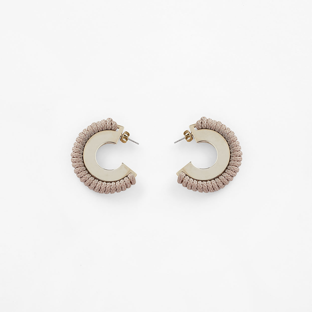la_playa_hoop_earrings_beige_PICLAP-E-BG_LR_3_2000x_2f09c2e9-485c-440f-b862-e193f6e6a0c4.jpg